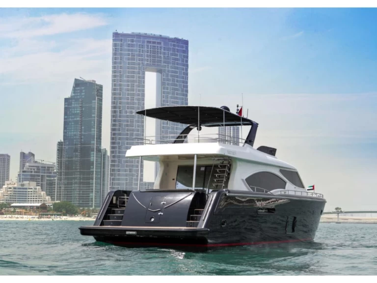 Luxury Yacht rental with or without captain Black Pearl Dubai