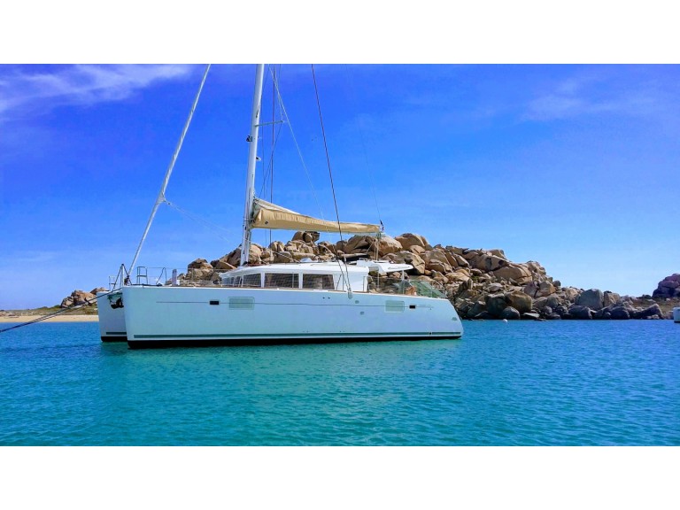 Boat rental Lagoon Lagoon 450 F in Propriano on Samboat