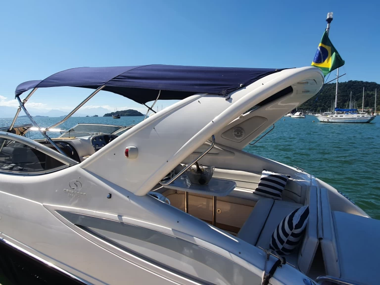 PHANTOM Phantom 30 charter bareboat or captained in  Paraty