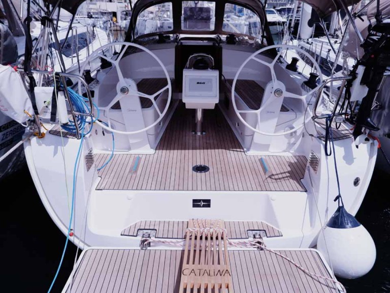 Sailboat for rent Golfo Aranci at the best price