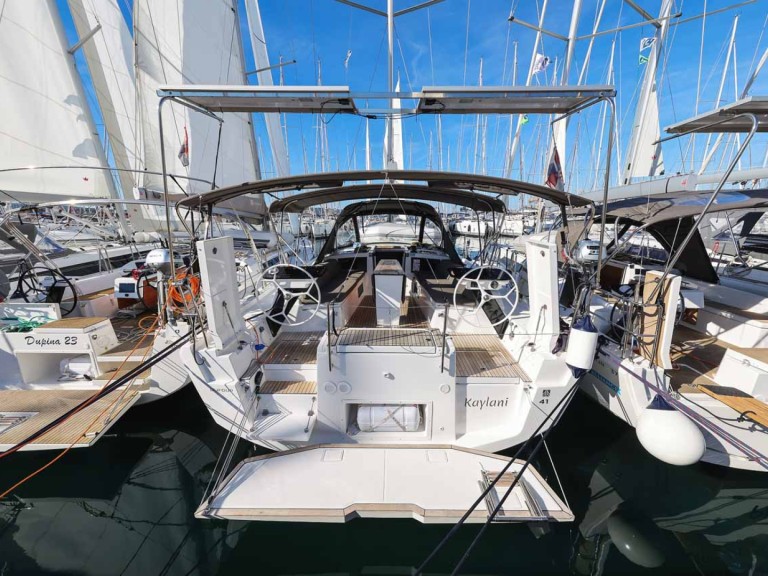 Sailboat rental in Jezera - Dufour Dufour 41