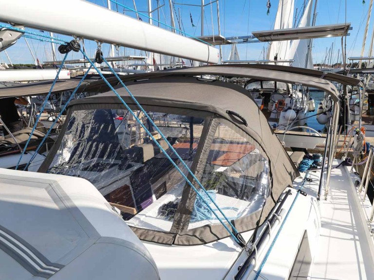 Bareboat Rental Sailboat Dufour with a boat licence