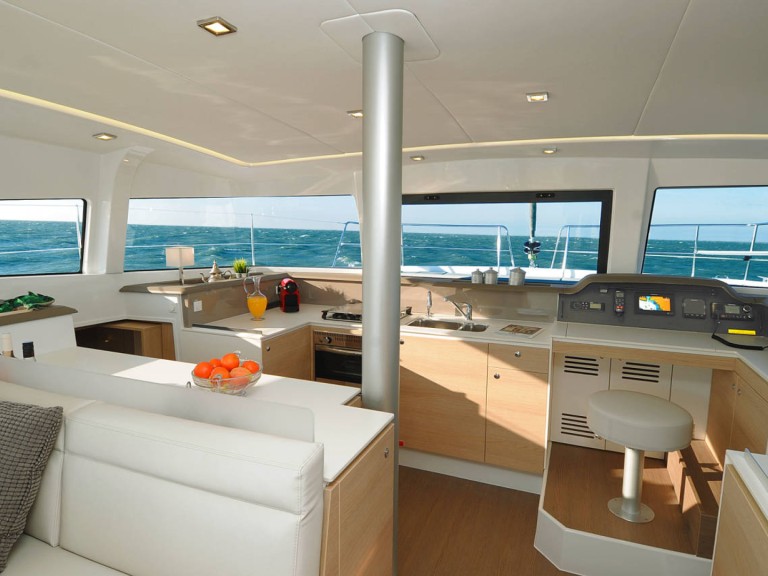 Catamaran for rent Alimos at the best price