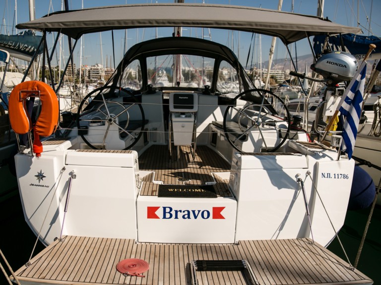 Yacht charter Alimos cheap Sun Odyssey 449