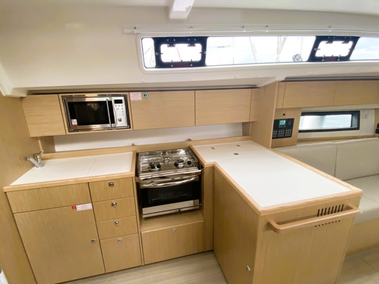 Bareboat Rental Sailboat Bavaria with a boat licence