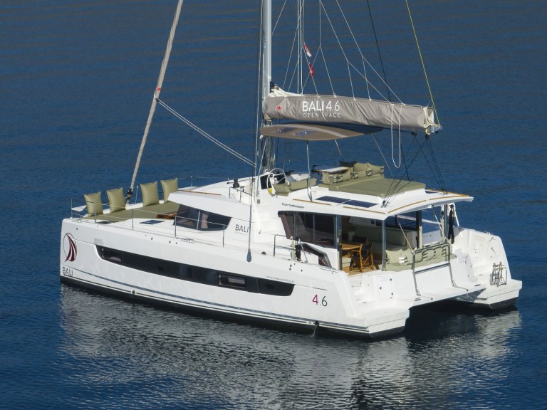 Catamaran rental in Sukošan - Bali Catamarans Bali 4.6