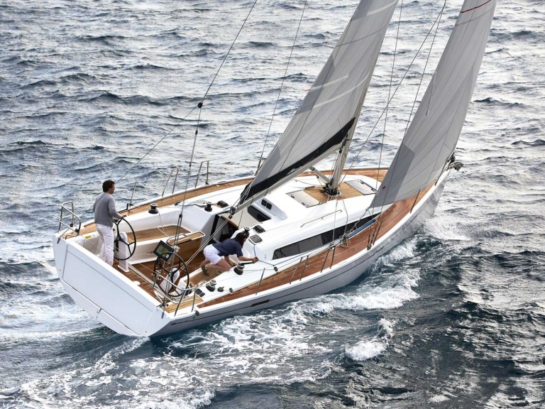 Boat rental Dehler Dehler 38 in Biograd na Moru on Samboat