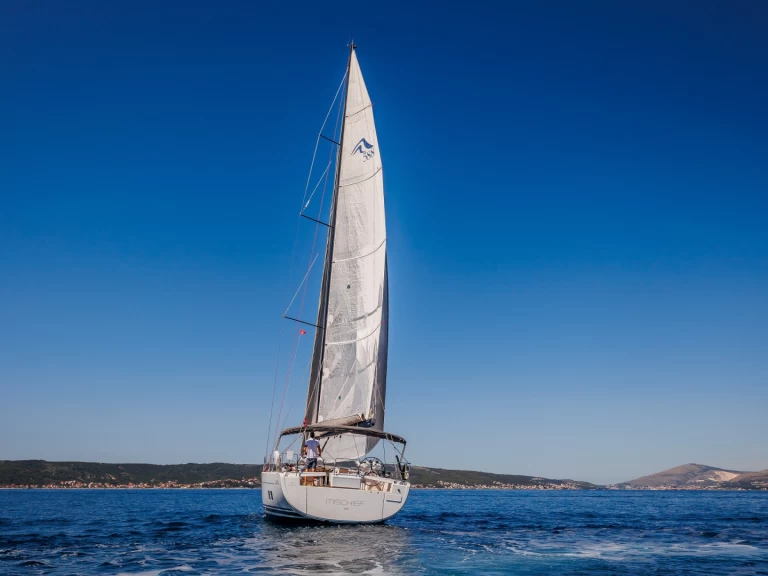 Sailboat rental in Sukošan - Hanse Hanse 588