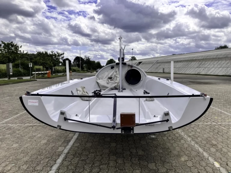 Sailboat for rent Larmor-Plage at the best price