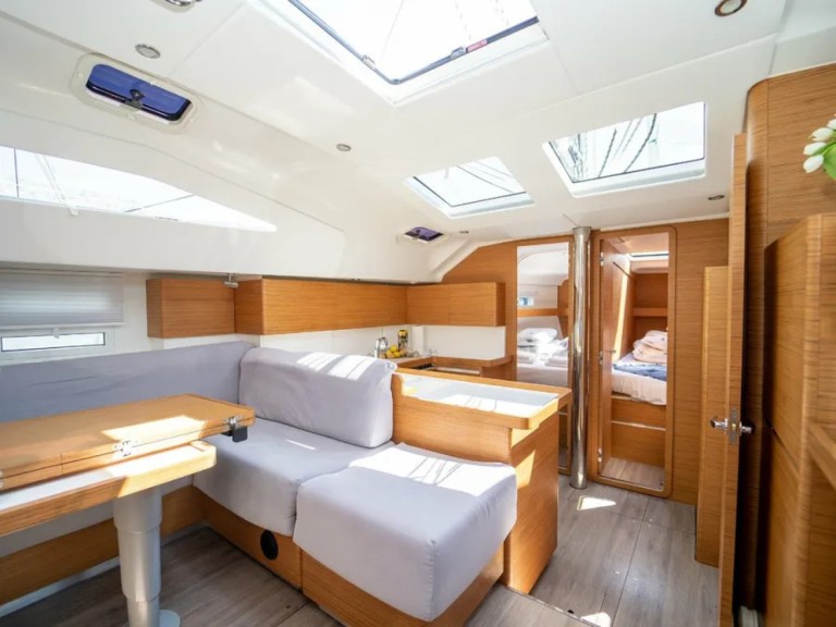 Boat rental Elan Impression 50 in Šibenik on Samboat