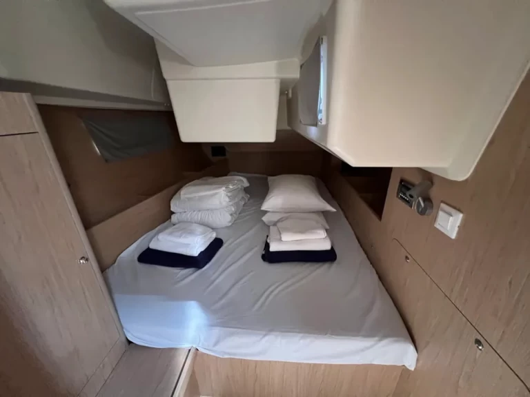 Sailboat rental in Šibenik - Bénéteau Oceanis 41.1