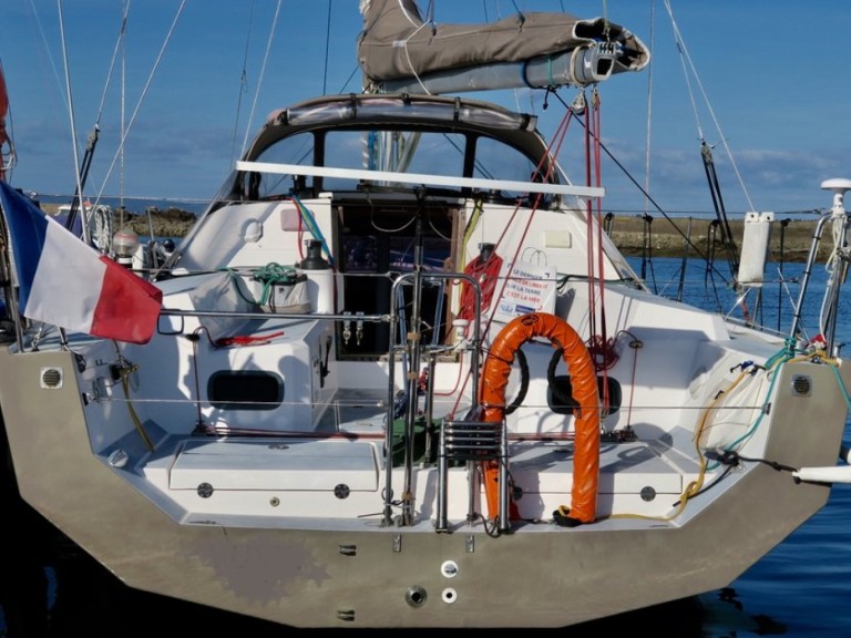 Sailboat rental with or without captain RM Saint-Quay-Portrieux