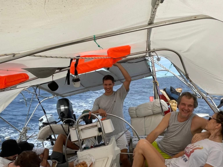 Bareboat Rental Sailboat Bénéteau with a boat licence