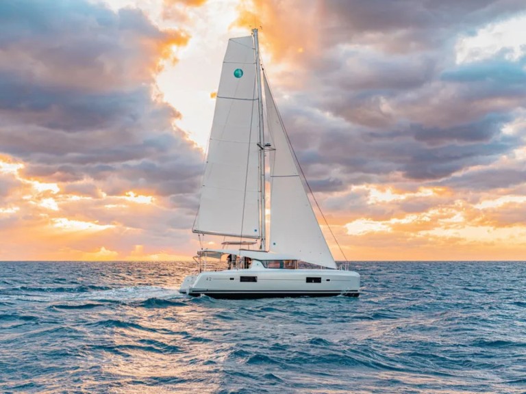 Lagoon Lagoon 42 charter bareboat or captained in  Le Marin