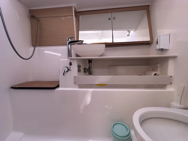 Boat rental Dufour Dufour 430 in Fethiye on Samboat