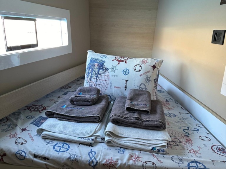 Catamaran rental in Adaköy - Aventura Aventura 37