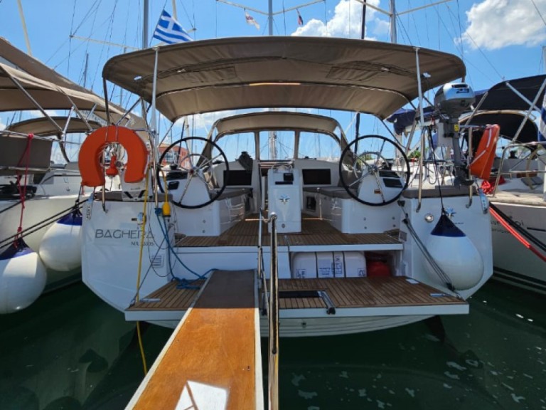 Sailboat rental in Lefkáda - Jeanneau Sun Odyssey 410