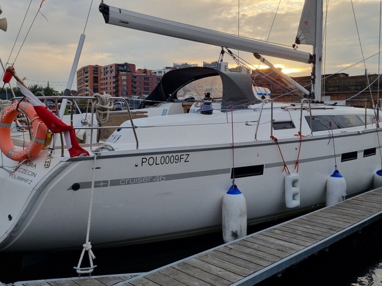 Boat rental Bavaria Bavaria 46 in Gdańsk on Samboat