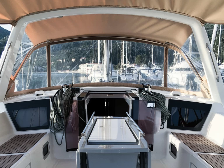 Sailboat rental with or without captain Bénéteau Tivat