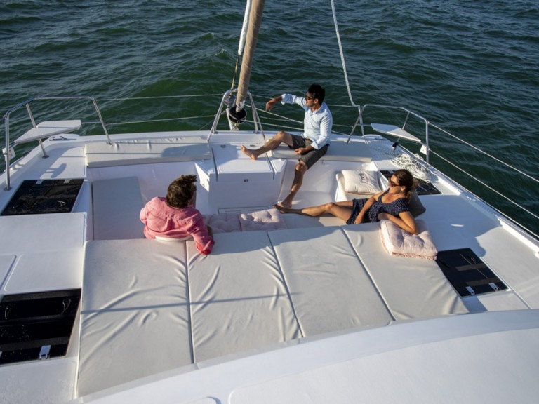 Bareboat Rental Catamaran Bali with a boat licence