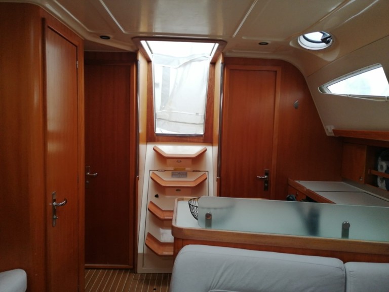 Rent a Elan Impression 384 Vodice