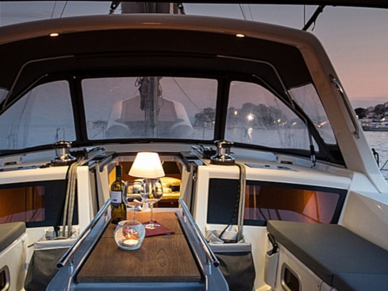 Sailboat rental in Skiathos - Bénéteau Oceanis 48