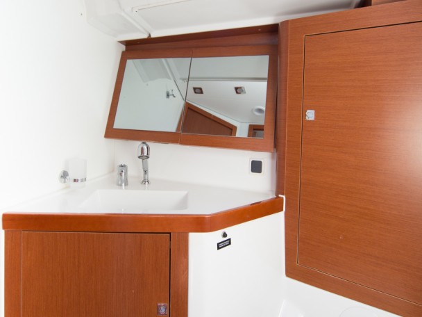 Bénéteau Oceanis 48 in Skiathos on SamBoat