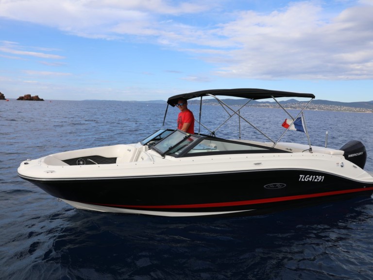 Yacht charter Saint-Raphaël cheap Oceanis 37