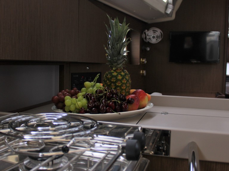 Rent a Bénéteau Oceanis 41.1 Skiathos