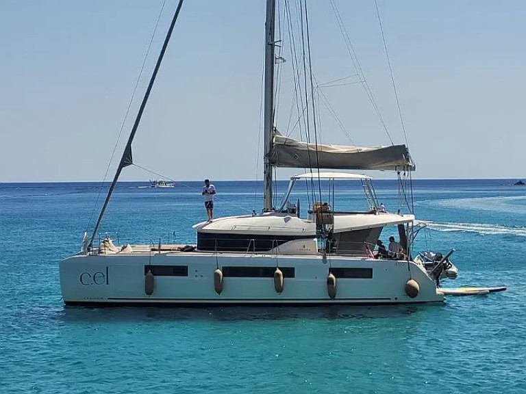 Yacht charter Piraeus cheap Lagoon 50
