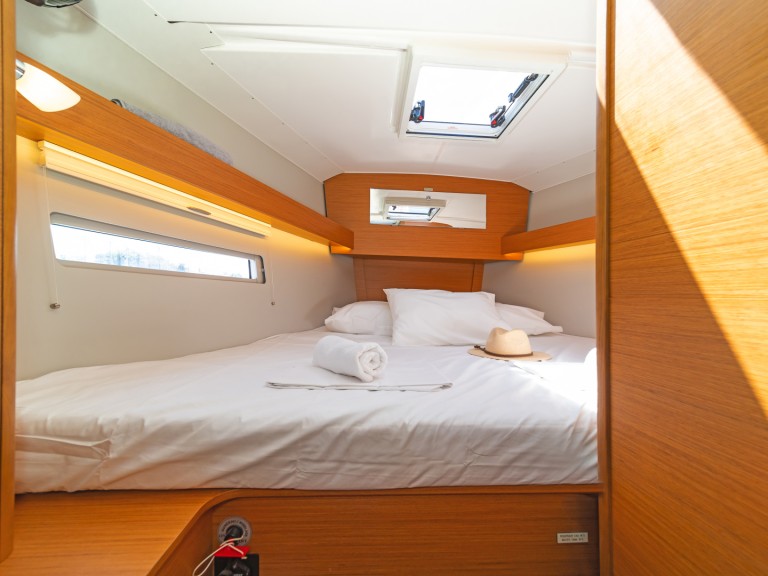 Sailboat rental with or without captain Dufour Lefkáda