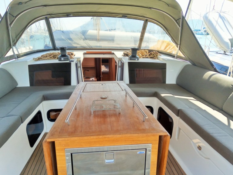 Boat rental Dufour Dufour 560 Grand Large in Lefkáda on Samboat