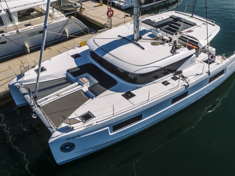 Catamaran rental with or without captain Lagoon Šibenik