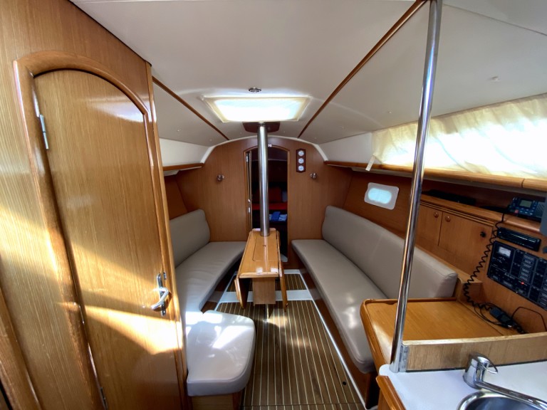 Rent a Jeanneau Sun Odyssey 32 Fethiye