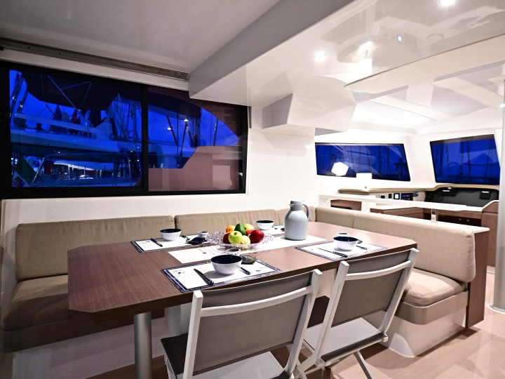 Yacht charter Furnari cheap Bali Catspace Voile