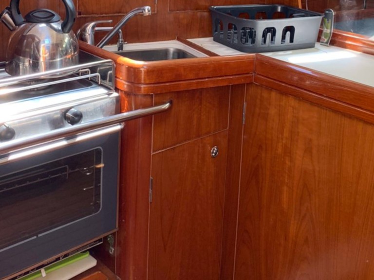 Boat rental Bénéteau Oceanis 343 in Skiathos on Samboat