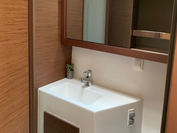 Lagoon Lagoon 42 charter bareboat or captained in  Lefkáda