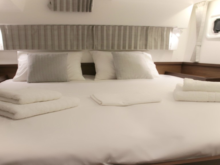 Lagoon Lagoon 42 charter bareboat or captained in  Alimos