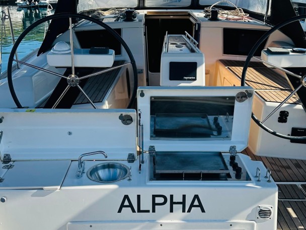 Sailboat rental in Primošten - Dufour Dufour 360 Grand Large