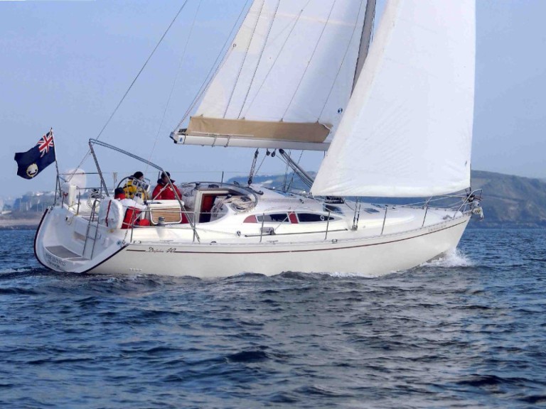 Sailboat rental in Punta Ala - Delphia Delphia 40