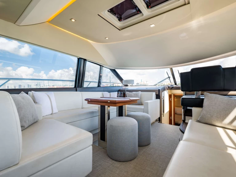 Rent a Prestige Yachts Whiskey &amp; Waves Nassau