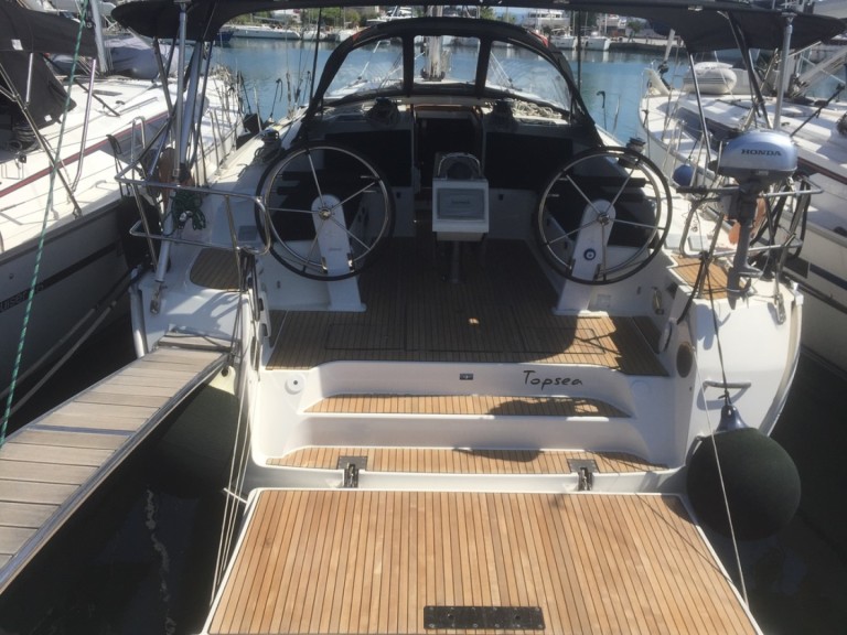 Yacht charter Skiathos cheap Cruiser 51