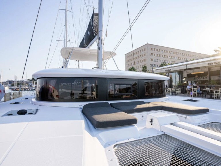 Bareboat Rental Catamaran Lagoon with a boat licence