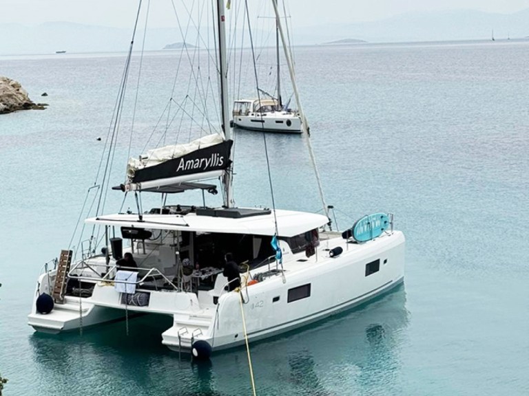 Boat rental Lagoon Lagoon 42 in Alimos on Samboat