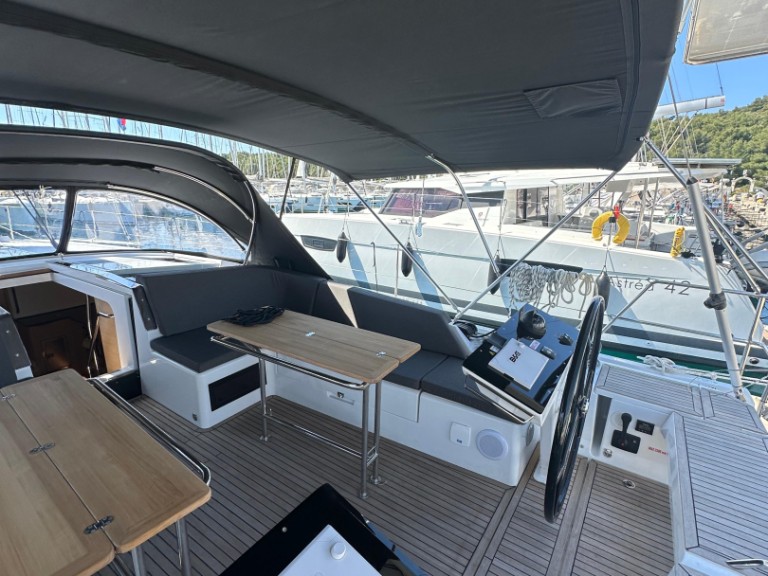 Yacht charter Punat cheap Hanse 460