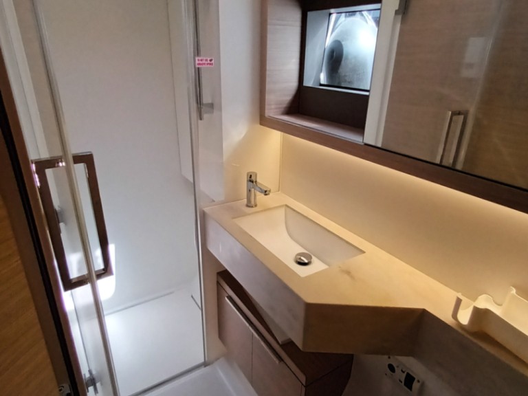 Yacht charter Alimos cheap Lagoon 51