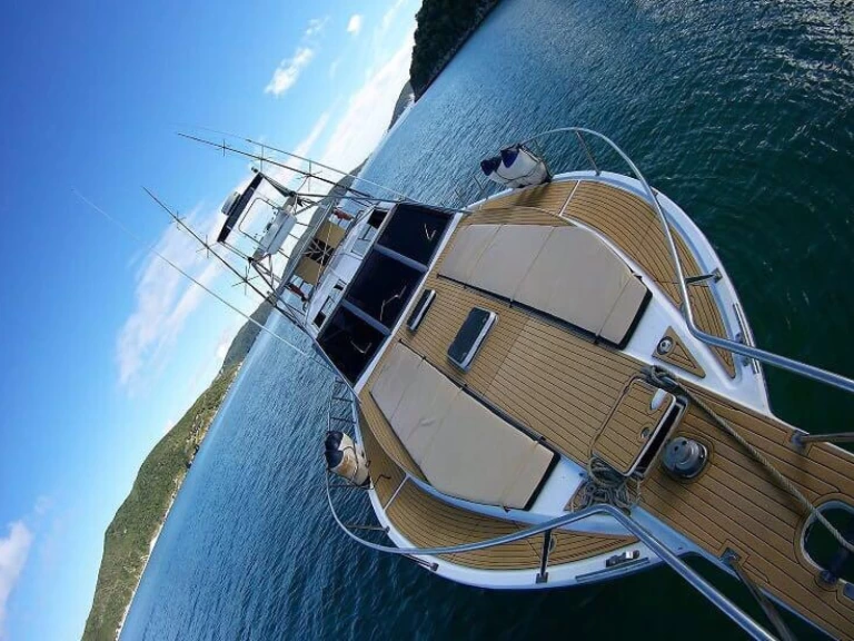 Boat rental Maragogi Seas 46 feet in Armação dos Búzios on Samboat