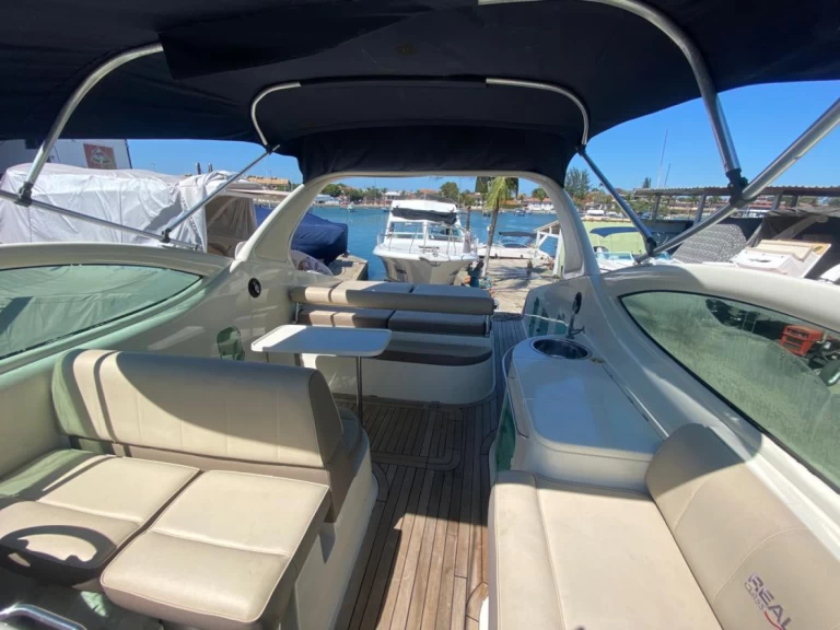 Motorboat for rent Armação dos Búzios at the best price