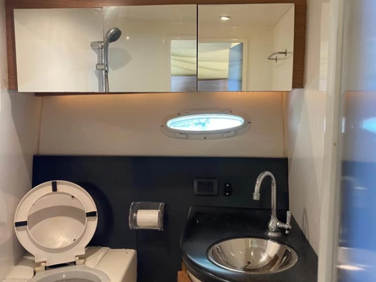 Dandara 34 feet in Armação dos Búzios on SamBoat