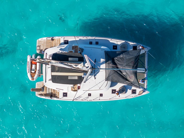 Rent a Lagoon Lagoon 46 Alimos